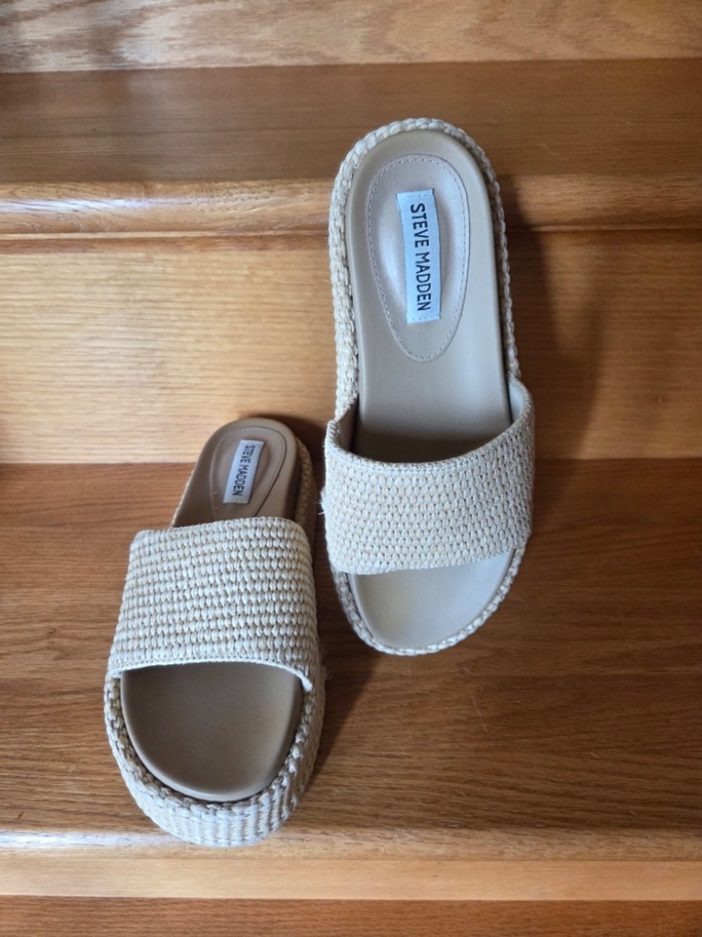 Steve Madden Tan Slide Sandals Size 7